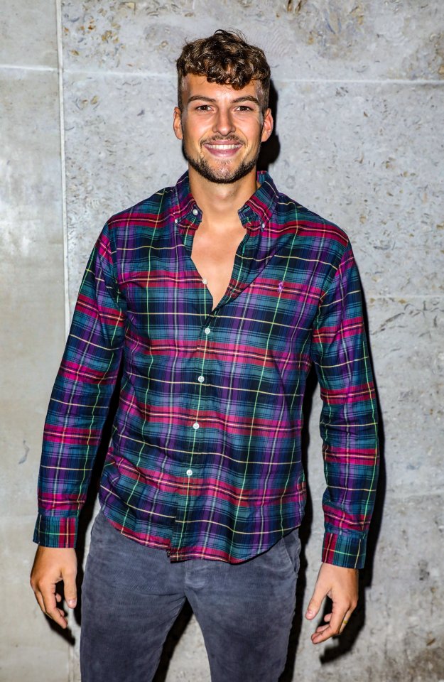 The star joined some dating apps to help find a girlfriend