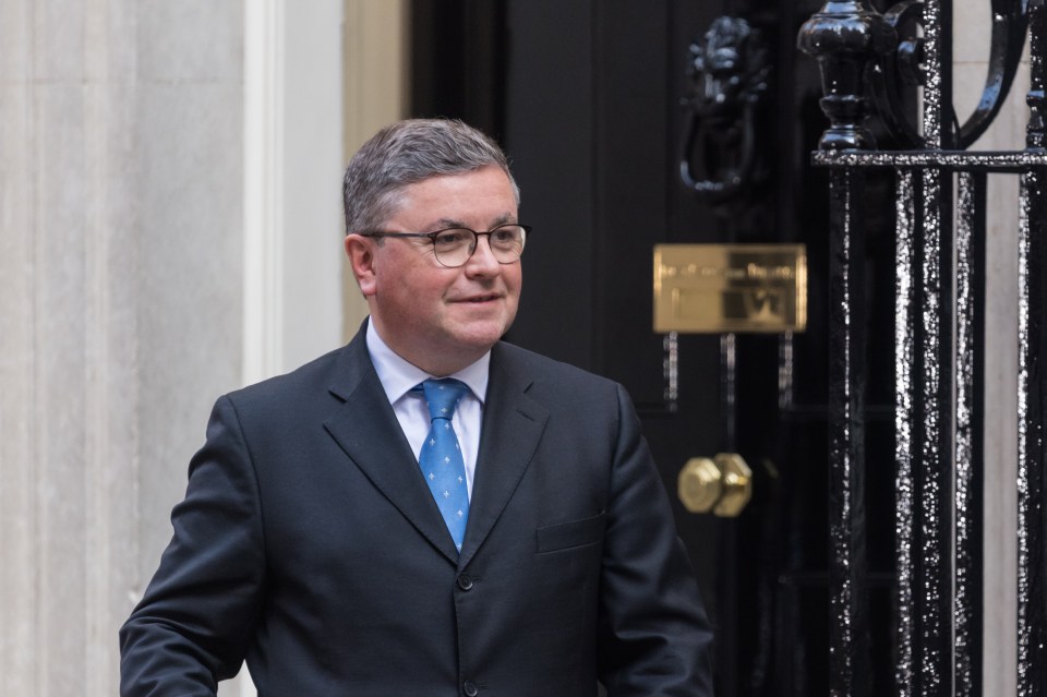Former Justice Secretary Sir Robert Buckland says the UK must review how Human Rights laws are being applied to oligarchs