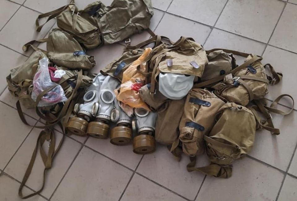 Russian gas masks captured by Ukrainian troops