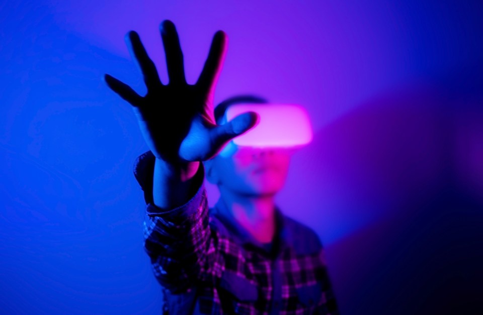 Advanced VR headsets and other new tech need super strong broadband