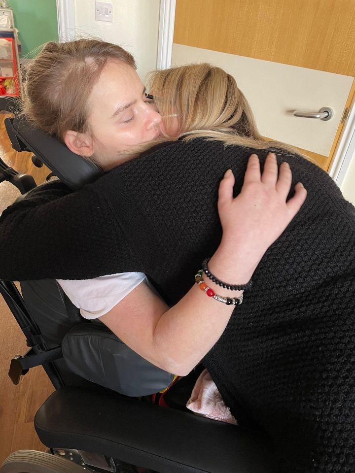 Nikki Lynn told how her daughter Angel finally hugged her back. 18 months after the teen was paralysed