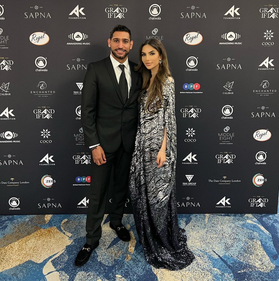 The boxer with his wife Faryal Makhdoom