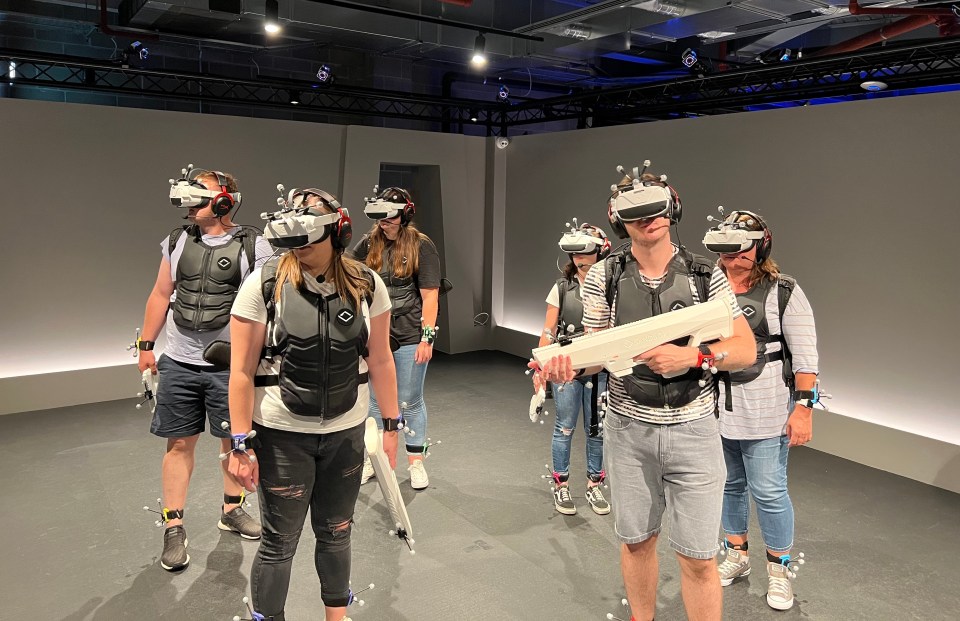 Up to six people can take part in one game together