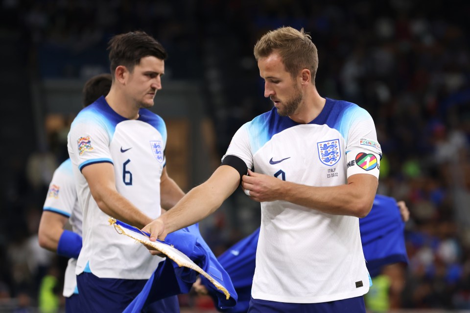 Harry Kane will continue to wear the One Love armband over the alternative Fifa suggested at the last minute