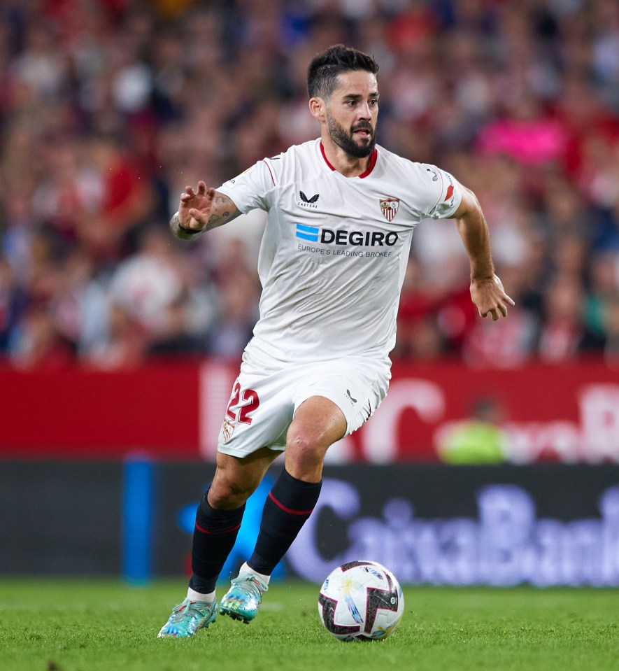 Sevilla want to sell Isco six months after signing him