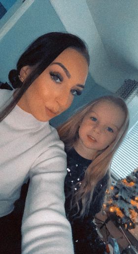 Tanya Dawson with daughter Lyra, who contracted invasive Group A Strep