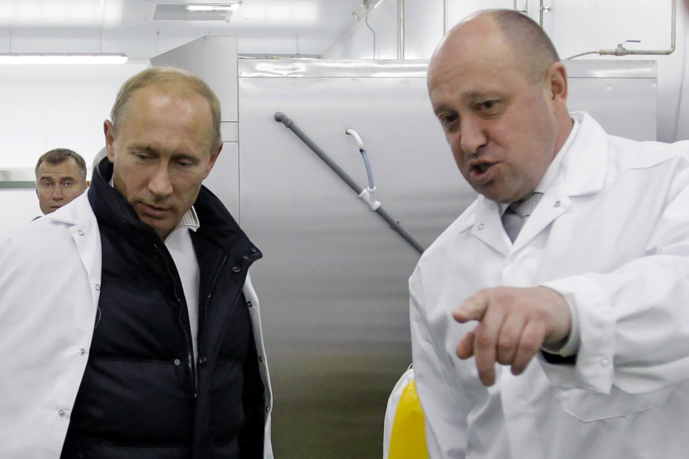 Prigozhin shows Putin his school lunch factory in 2010 after years of lucrative state contracts from Vlad