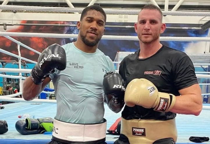 McKean is a former sparring partner of the ex-world champion