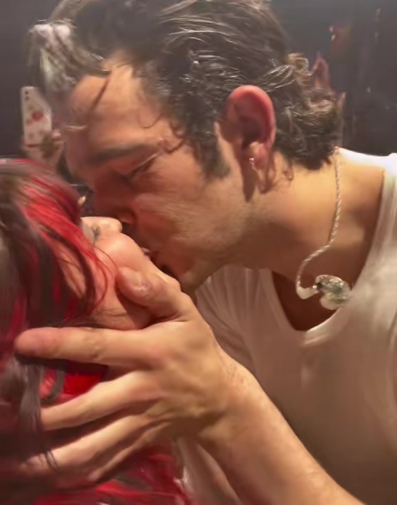 The 1975 frontman Matty locked lips with a happy fan