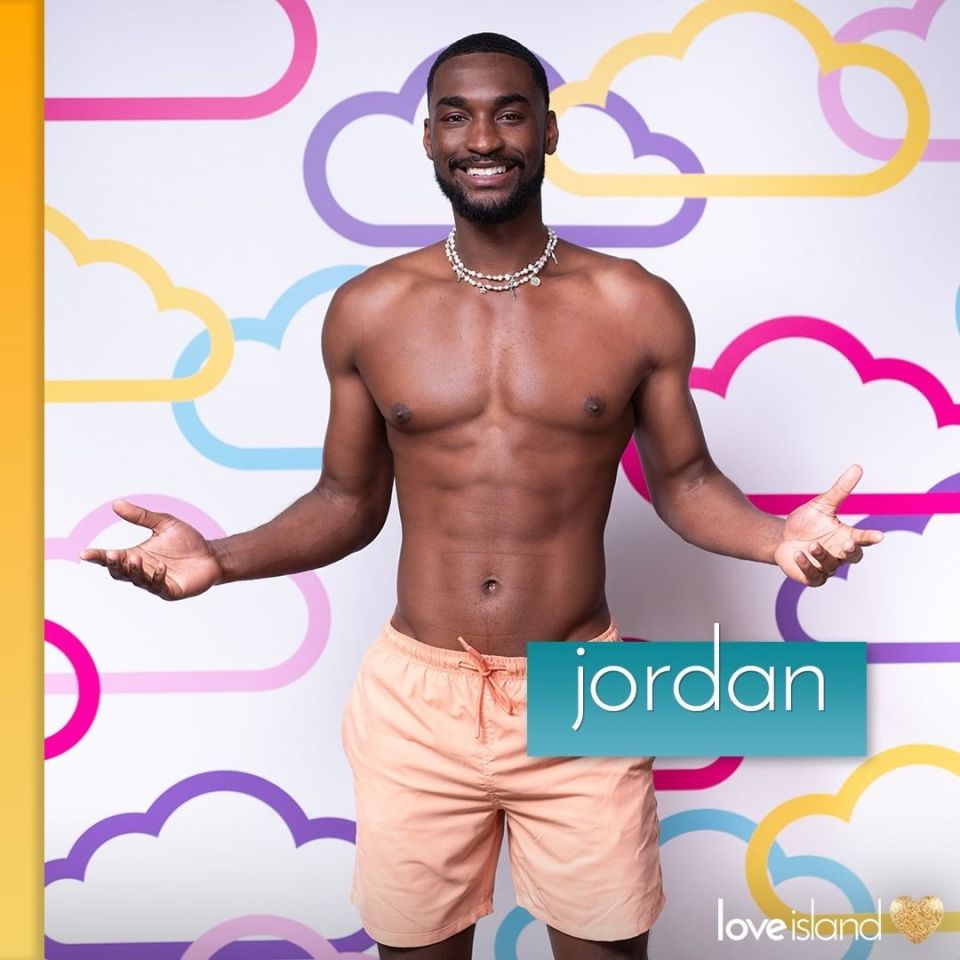 Jordan works as a senior HR advisor
