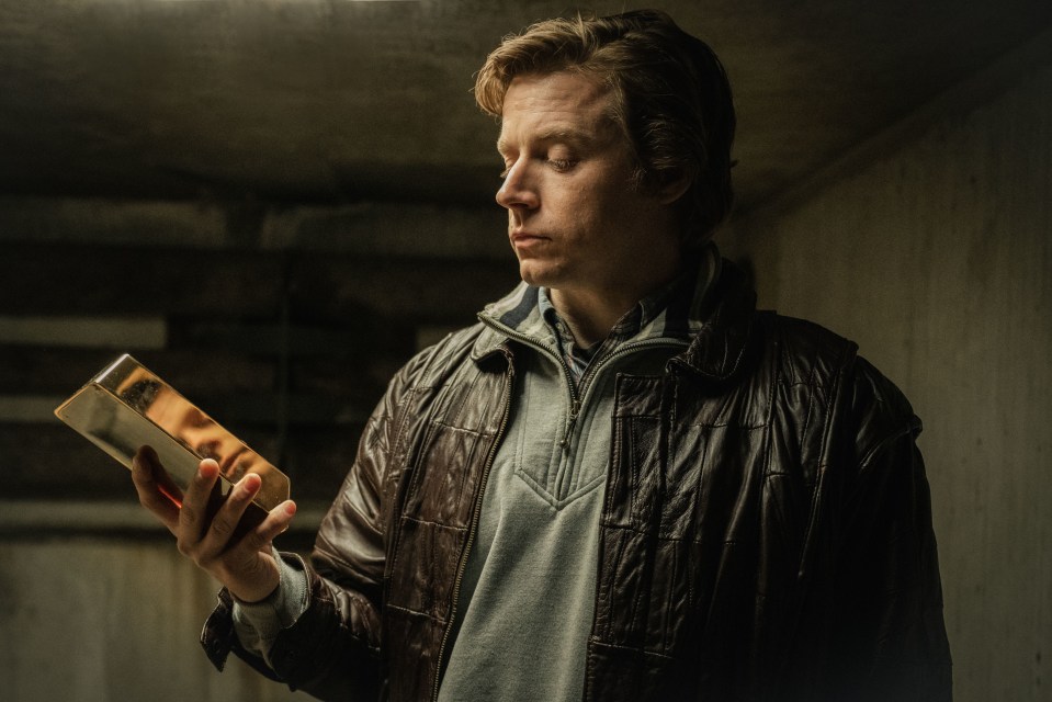 Jack Lowden plays the notorious crook in the film