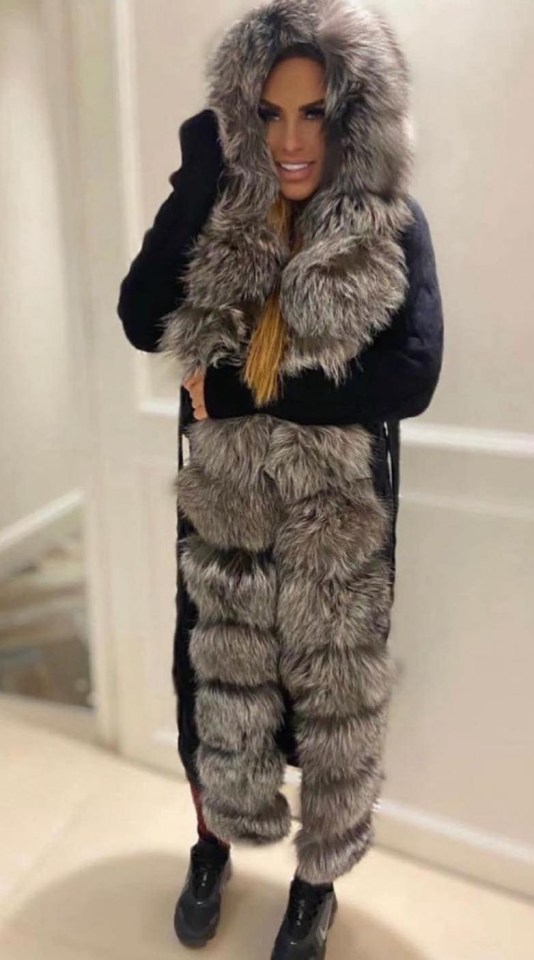 Katie Price was snapped wearing a fox fur cardigan