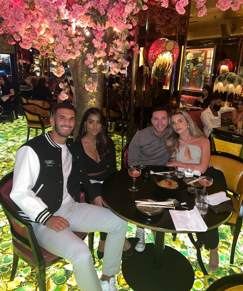 They enjoyed a double dinner date this week
