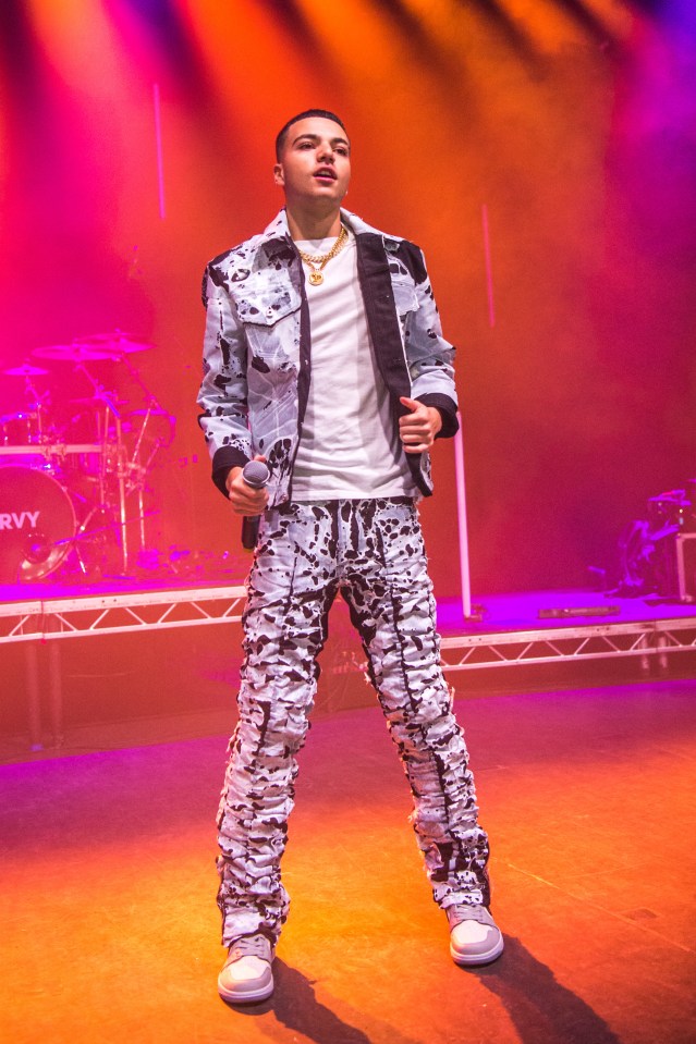 Junior looked confident as he worked the stage at the O2 Shepherd’s Bush Empire
