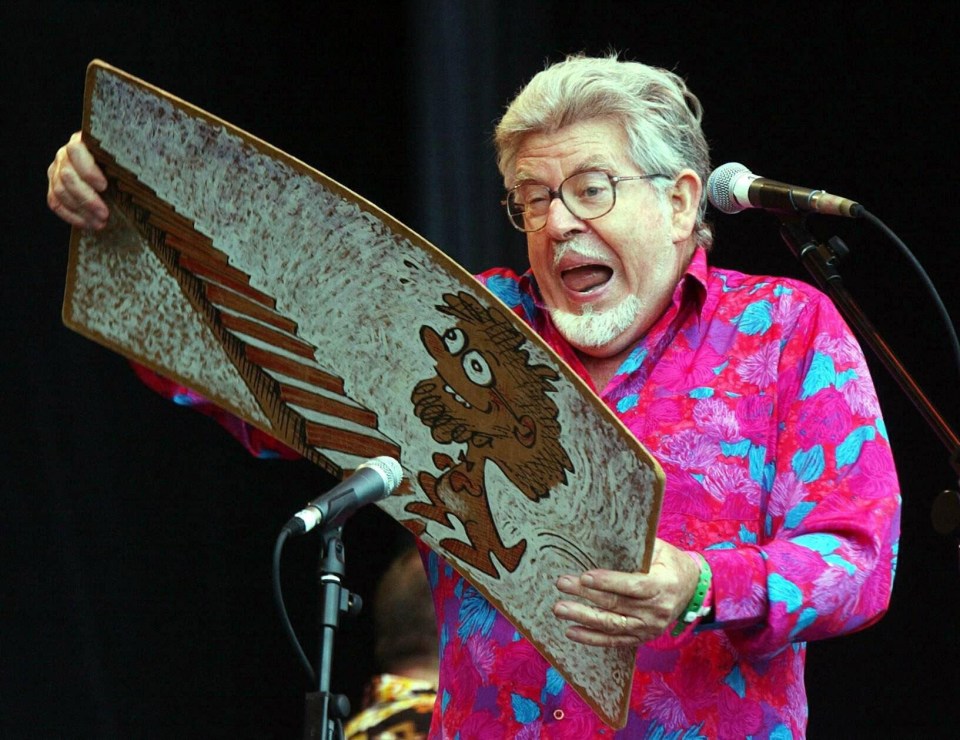 Harris invented the wobbleboard