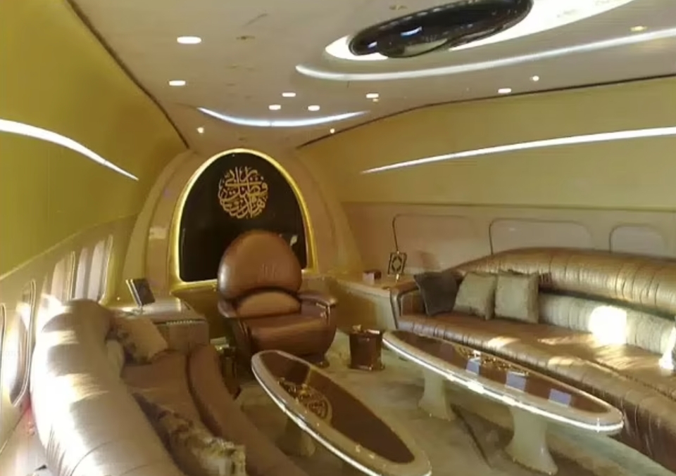 Al-Hilal shared images of the jet