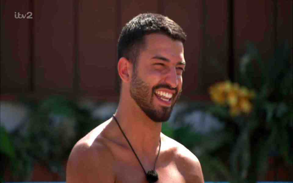 Medhi called Whitney "disrespectful" for giggling during his speech