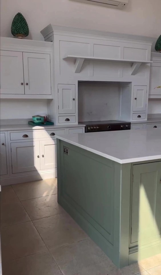 The star recently unveiled her spacious renovated kitchen