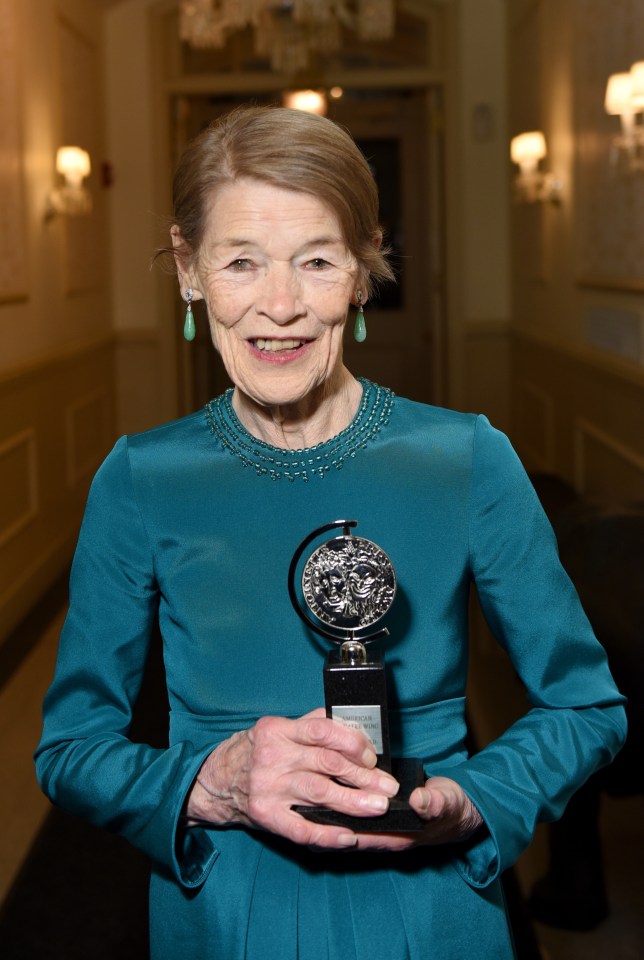The double Oscar-winner's agent said she passed away at her home in London
