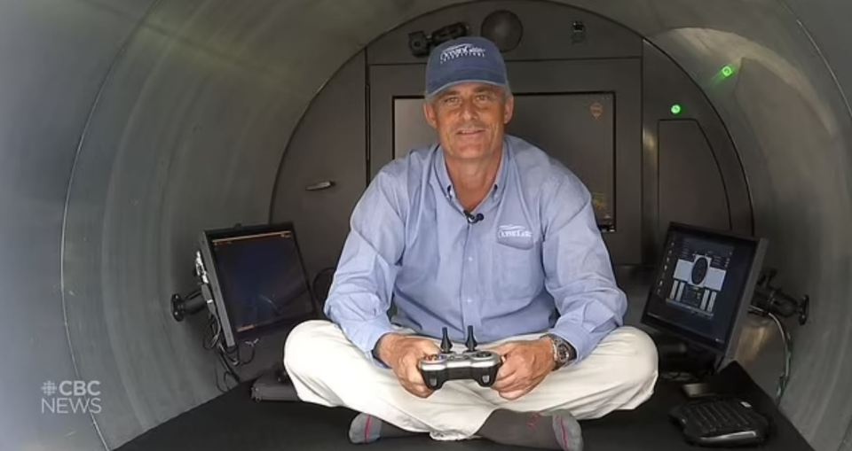 David Pogue onboard the only five person sub that can reach Titanic depths using an Xbox controller