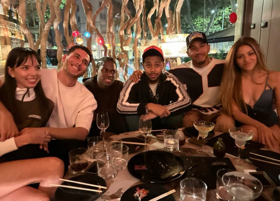The pair was spotted for cocktails on Sunday