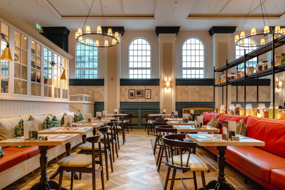 There are different eateries in the hotel, including a brasserie and a buffet restaurant