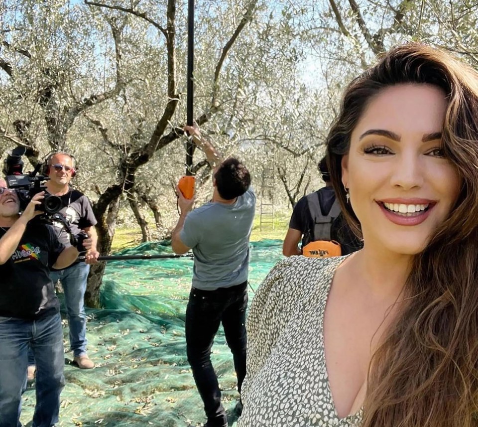 Kelly Brook is following in Jeremy Clarkson's tractor tracks as she does a new show set in the homeland of Jeremy Parisi