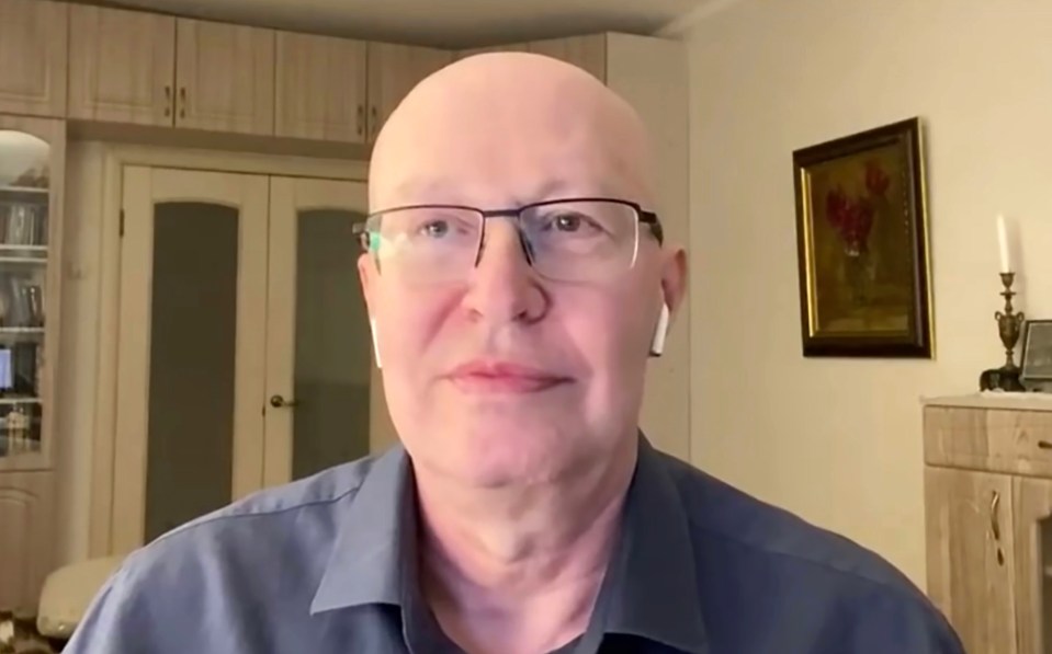Russian political analyst Dr Valery Solovey believes Putin will "not survive this autumn" amid the wild theories that he is using a doppelganger