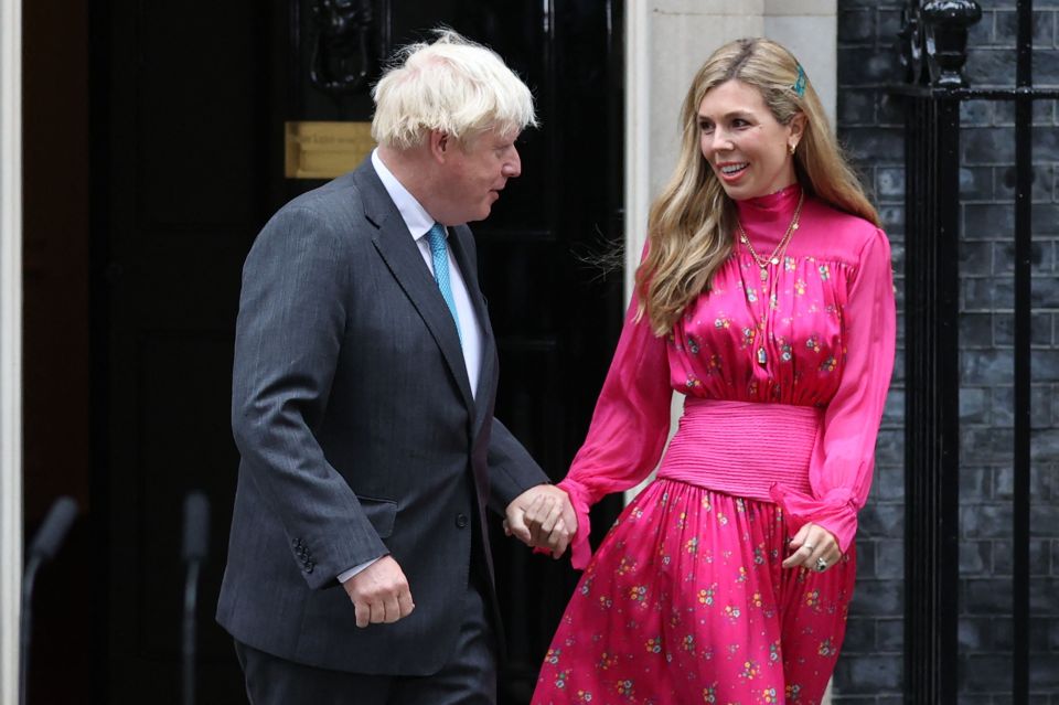 Boris Johnson and his wife Carrie leaving No10
