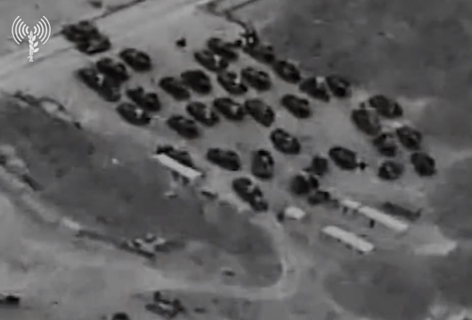 Huge amounts of Israeli armour are surrounding the Gaza Strip