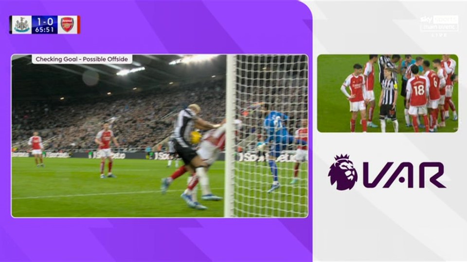 No foul was given after Joelinton appeared to push Gabriel