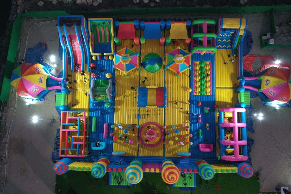 The Jumbo Castle is the world’s largest bouncy castle as certified by the Guinness World Records