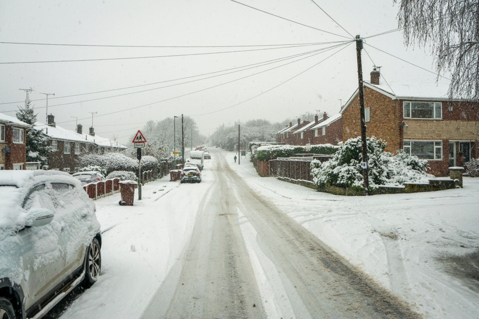 Snow is expected to fall between January 6 and January 15, the Met Office has said - with Pontefract, West Yorkshire, seen covered in the white stuff here in January last year