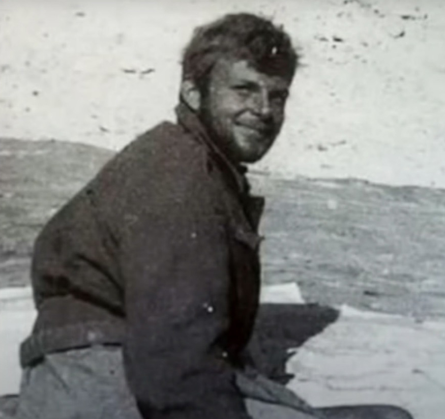 Major Mike Sadler during the war where he fought in North Africa