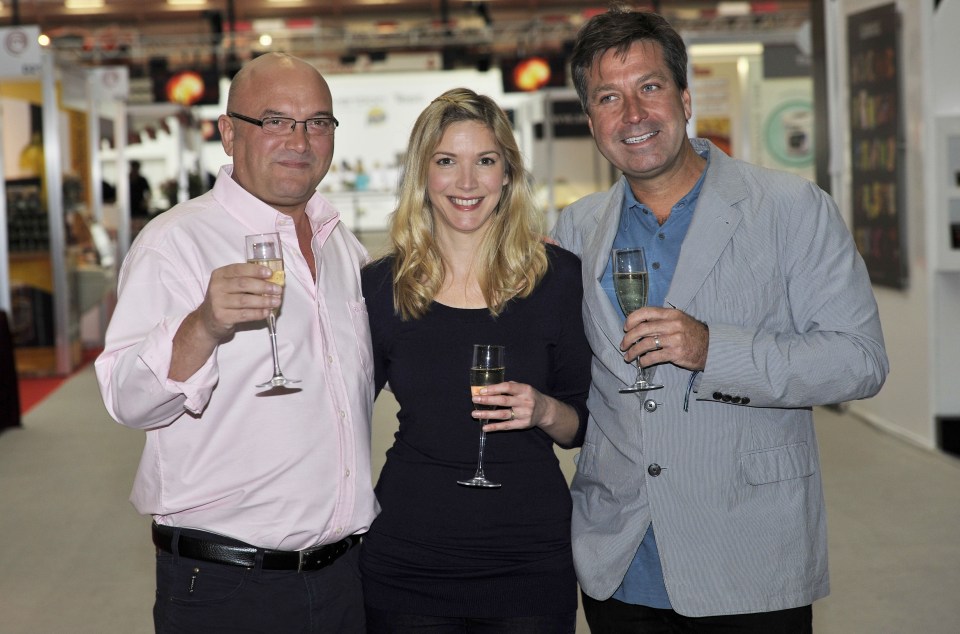 Lisa won the 2010 series of Celebrity MasterChef, where she hit it off with John