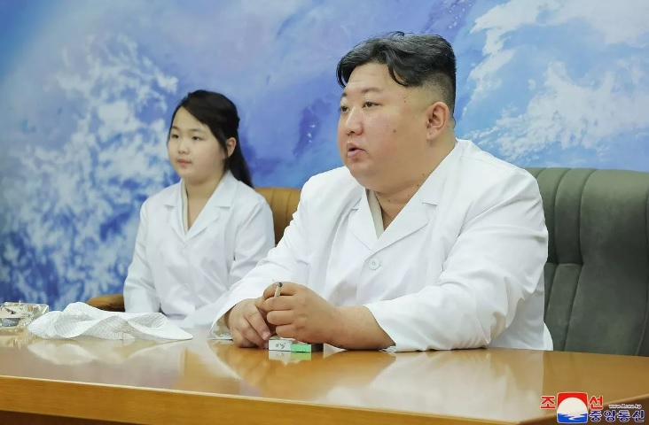 Their matching styles could be an outward signal of Kim favouring his oldest daughter