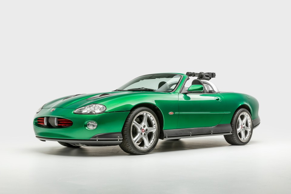 Jaguar XKR