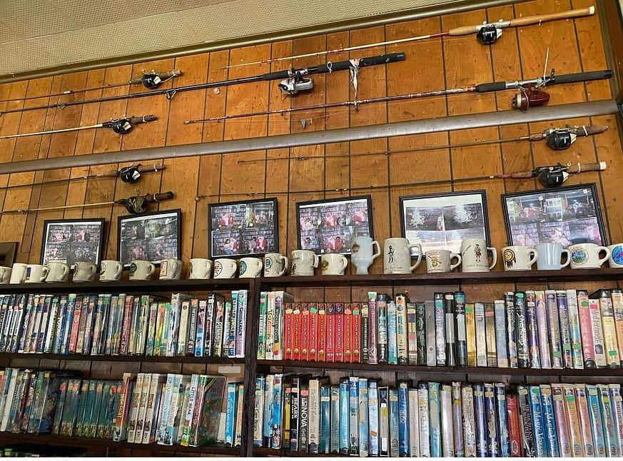 Fishing rods and coffee mugs are also featured on the walls