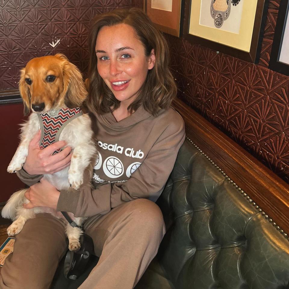The 29-year-old's natural complexion left fans swooning as they rushed to compliment her