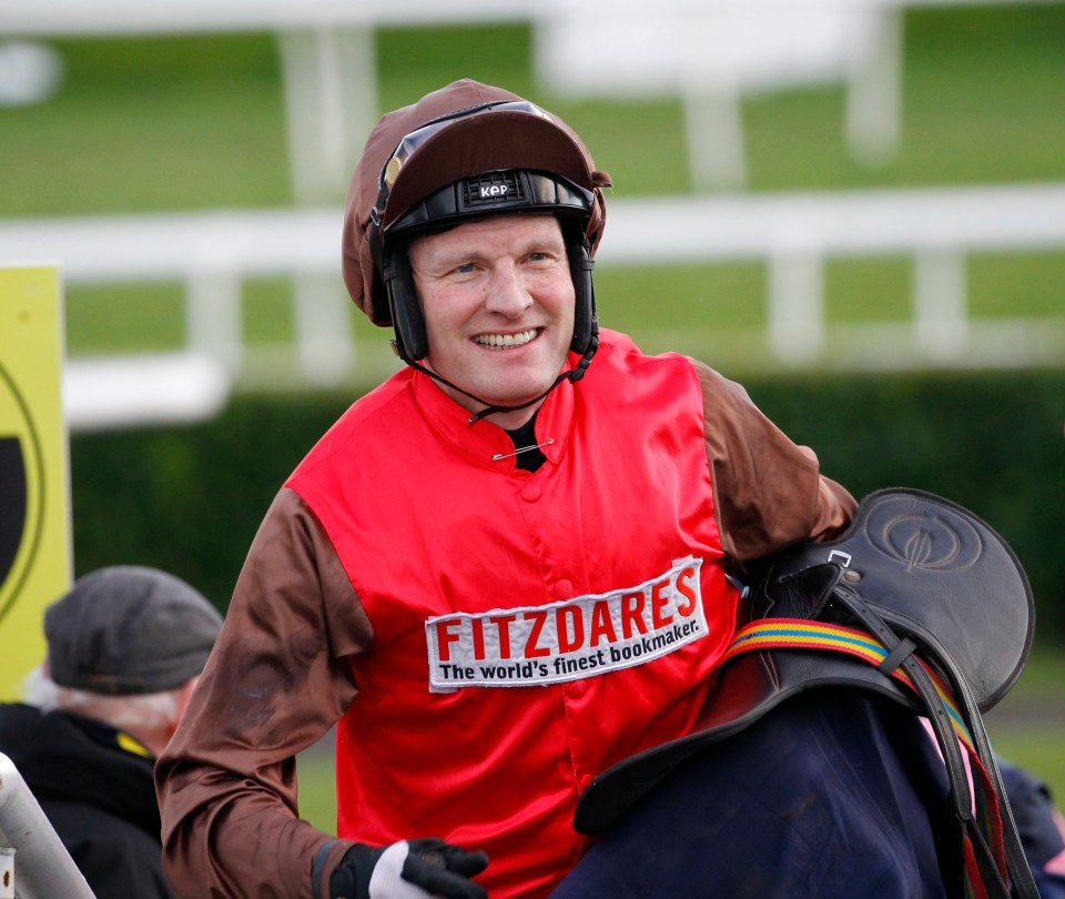 Mr David Maxwell after winning the Virgin Bet Hunters Chase on Dolphin Square at Doncaster. 23/2/2022 Pic Steve Davies/Racingfotos.com THIS IMAGE IS SOURCED FROM AND MUST BE BYLINED "RACINGFOTOS.COM"