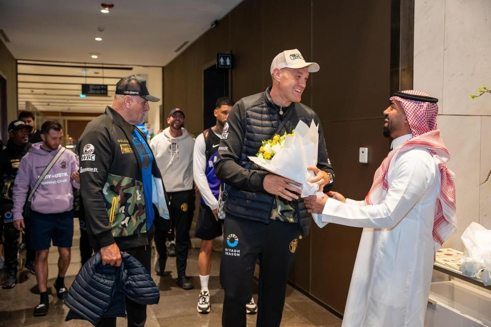 Fury was welcomed as he touched down ahead of his fight with Oleksandr Usyk