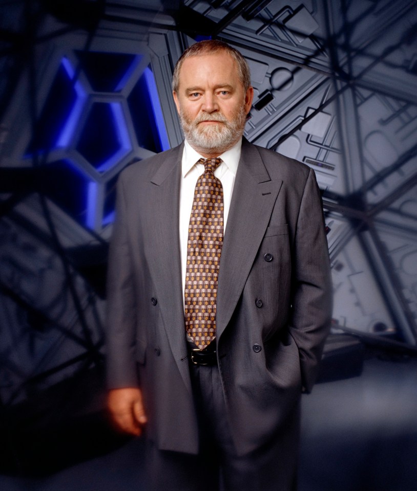 LOS ANGELES - OCTOBER 7: Seven Days. (alt.: 7 Days). A UPN television action drama show. Premiere episode broadcast October 7, 1998. Pictured is Alan Scarfe (as Dr. Bradley Talmadge). (Photo by CBS via Getty Images)