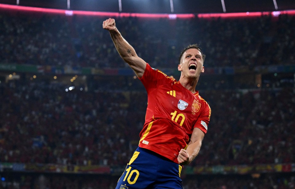 a soccer player with the number 10 on his jersey