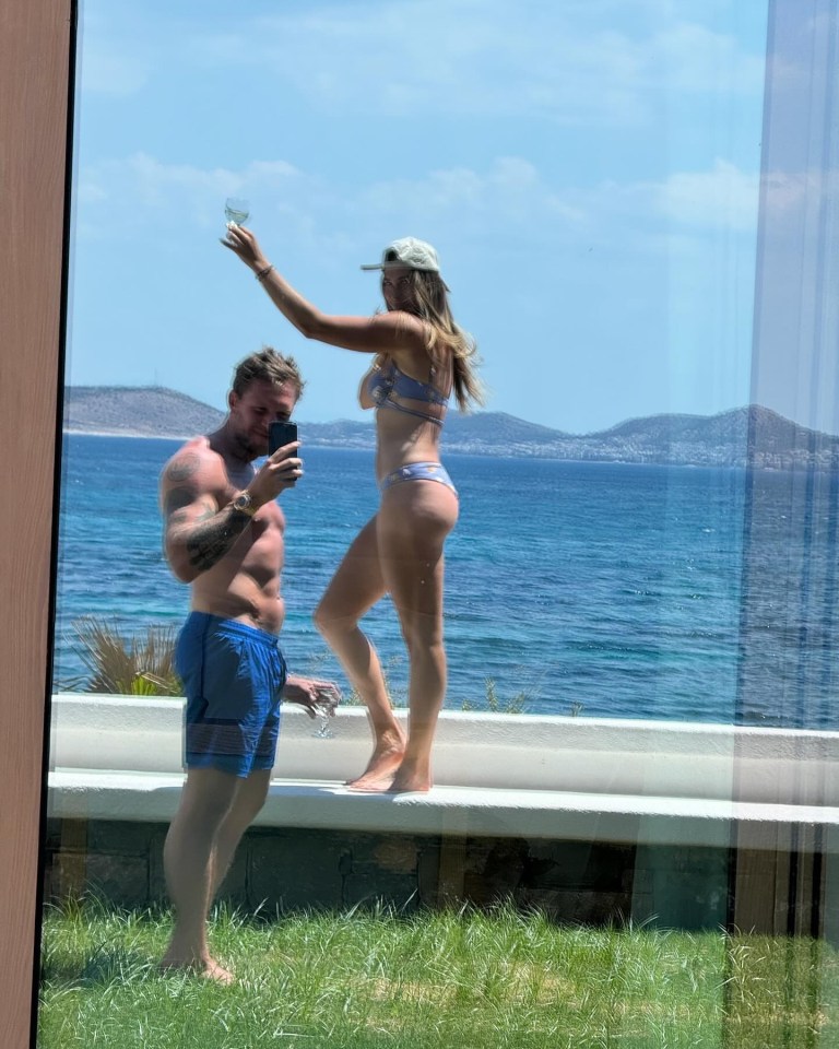 The new couple are enjoying some down time together