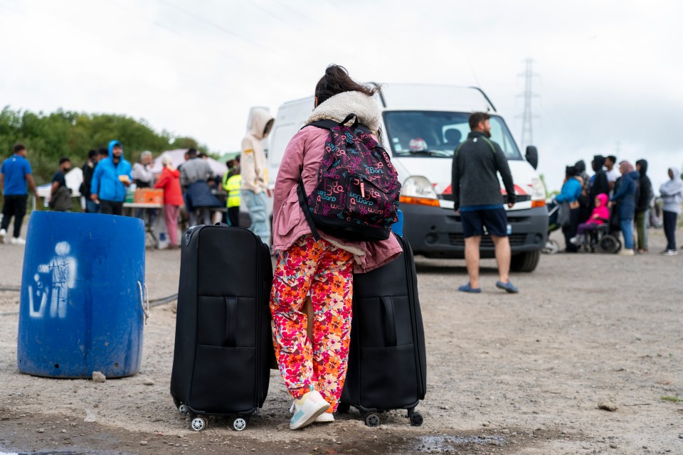 Migrants continue to arrive in Loon-Plage