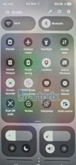Some think the layout is similar to Apple's iOS