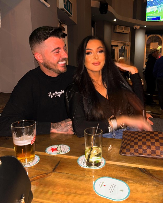 Luke later dated Hannah Lynch after splitting with Jay