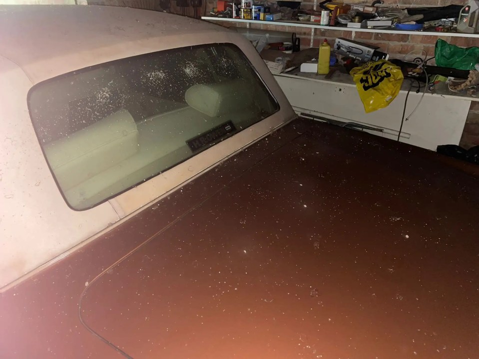 a brown car with a yellow bag that says zippo on it