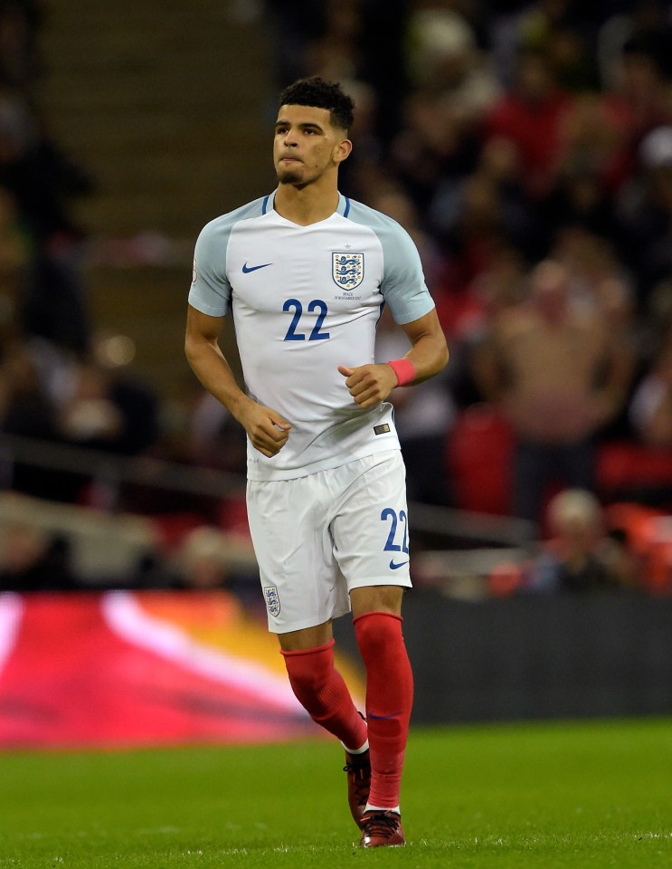 a soccer player with the number 22 on his jersey