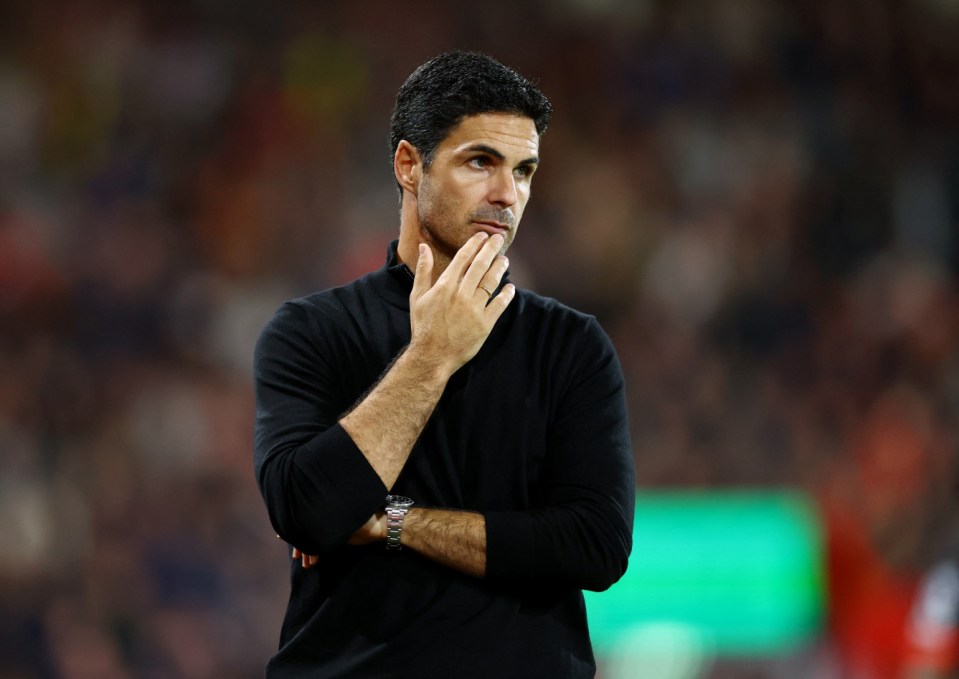 Soccer Football - Premier League - AFC Bournemouth v Arsenal - Vitality Stadium, Bournemouth, Britain - October 19, 2024 Arsenal manager Mikel Arteta looks dejected after the match Action Images via Reuters/Matthew Childs EDITORIAL USE ONLY. NO USE WITH UNAUTHORIZED AUDIO, VIDEO, DATA, FIXTURE LISTS, CLUB/LEAGUE LOGOS OR 'LIVE' SERVICES. ONLINE IN-MATCH USE LIMITED TO 120 IMAGES, NO VIDEO EMULATION. NO USE IN BETTING, GAMES OR SINGLE CLUB/LEAGUE/PLAYER PUBLICATIONS. PLEASE CONTACT YOUR ACCOUNT REPRESENTATIVE FOR FURTHER DETAILS..